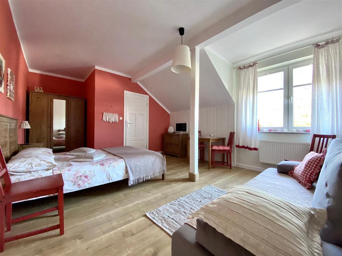 Szary Domek Apartamenty أوستكا المظهر الخارجي الصورة