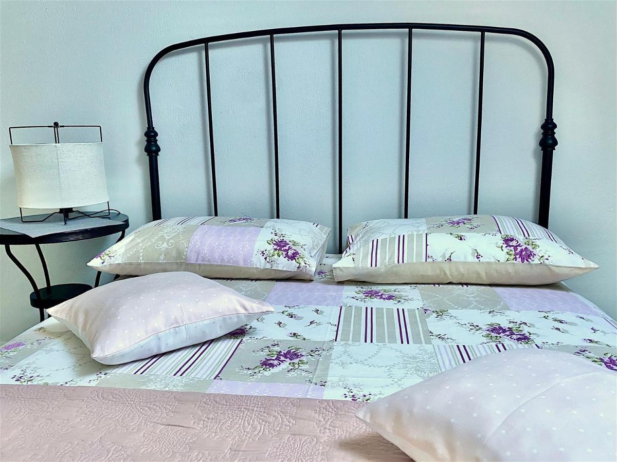 Szary Domek Apartamenty أوستكا المظهر الخارجي الصورة