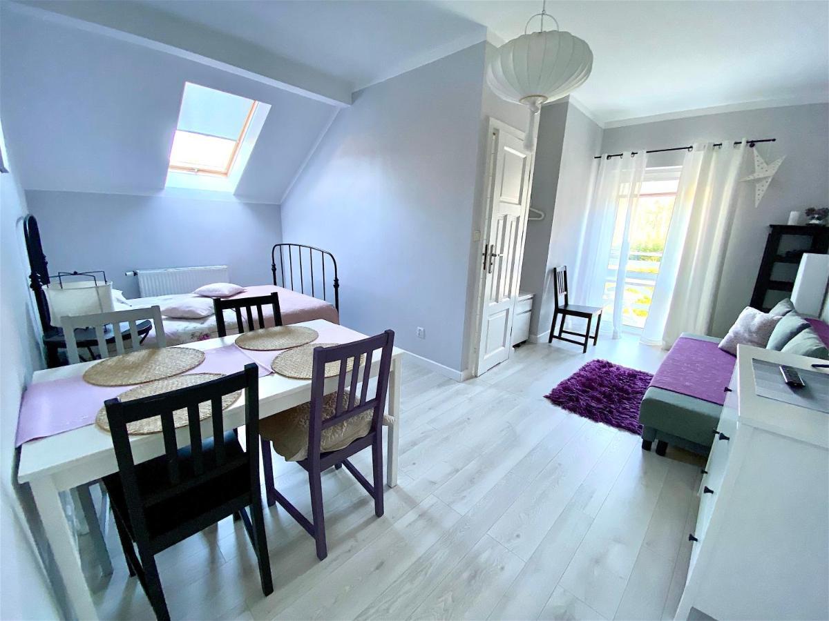Szary Domek Apartamenty أوستكا المظهر الخارجي الصورة